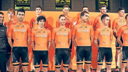 El naranja vuelve al pelotón