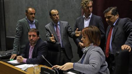 El TAN anula el contrato de adjudicación del sistema de votaciones del Parlamento