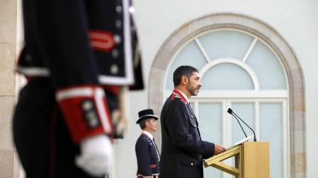 El major de los Mossos d'Esquadra, Josep Lluís Trapero, durante su discurso tras recibir la Medalla de Honor del Parlament de Cataluña.
