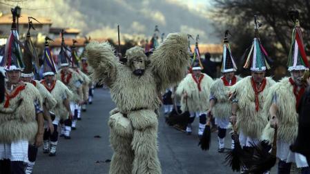 Ituren anuncia el despertar del Carnaval rural con 88 'joaldunak'