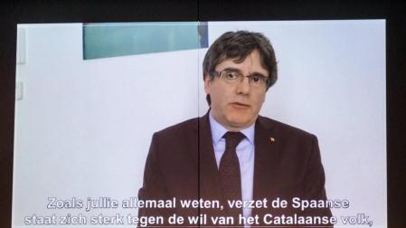 Puigdemont lamenta que se aplace la investidura y afirma que no ve otro candidato