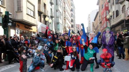 Colorido por las calles de la capital ribera durante los Carnavales celebrados el domingo 11 de febrero.
