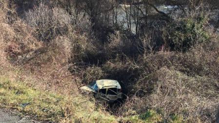 Dos conductores han resultado heridos en una colisión frontal en el kilómetro 1 de la NA-127 entre Liédena y Sangüesa, en el término de Liédena.