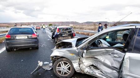Una granizada provoca una colisión múltiple de 20 vehículos en La Rioja