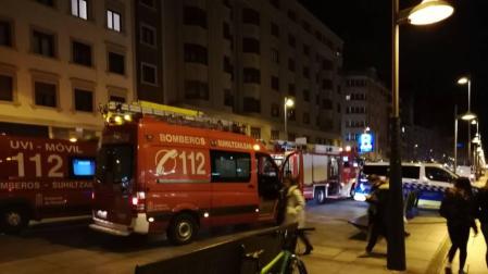 Evacuada una mujer al CHN tras una fuga de gas en su casa del Segundo Ensanche