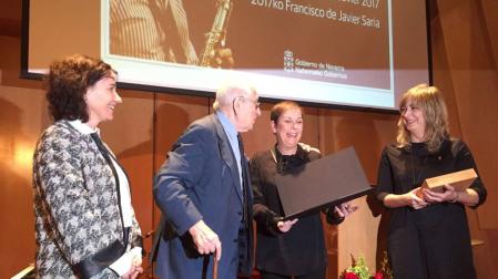 El saxofonista y compositor Pedro Iturralde recibe el premio Francisco de Javier 2017