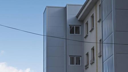 El barrio de Lizarra proyecta más ascensores en sus fachadas