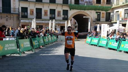 Imágenes de la 'IX Media Maratón Estela Navascués y 10 km Ciudad de Tudela'