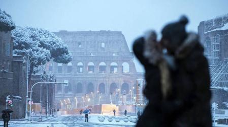 Tras un fin de semana lluvioso, los pronósticos se cumplieron y la ola de frío ha llegado a Italia.