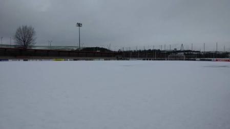 La nieve obliga a Osasuna a ejercitarse en el gimnasio