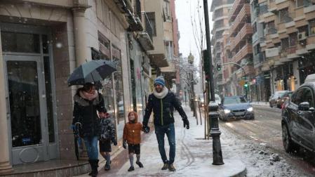 Imágenes de la nieve que ha llegado ala Ribera de Navarra este 27 de febrero de 2018