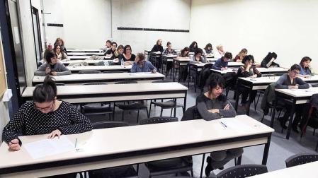 Uno de cada tres aspirantes a auxiliar de enfermería era de fuera de Navarra