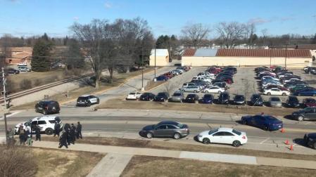 Al menos dos muertos en un tiroteo en una universidad de Michigan