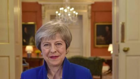 May pide a la UE que negocie una relación "ambiciosa" y "práctica"