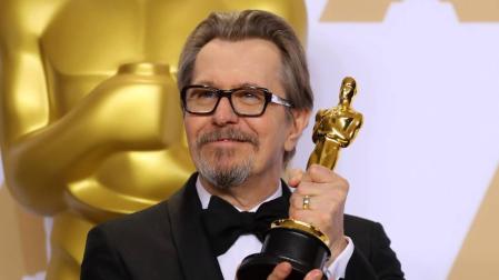 Gary Oldman se corona como mejor actor por 'Darkest Hour'