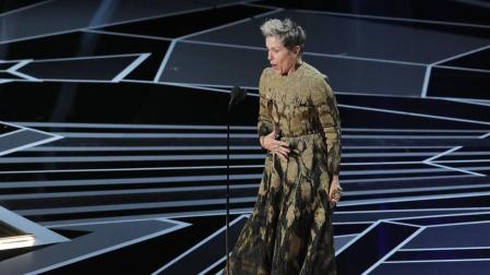 Frances McDormand hace ponerse en pie a las mujeres en los Oscar