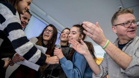 Cuadros musicales y en inglés en Berriozar
