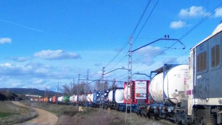 Sofocado un incendio en una locomotora estacionada en Garinoain