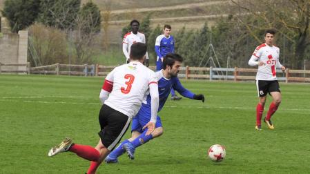 La Peña Sport se dejó dos puntos ante el Vitoria