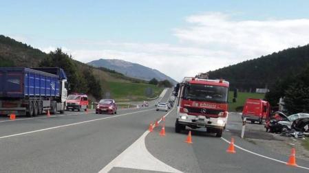 Fallece un vecino de Leitza tras colisionar con un camión en Iza