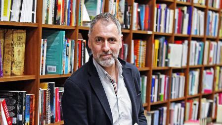 Mikel Alvira: “Lo que nos mueve son las relaciones con los demás”