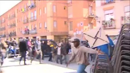 Nuevos incidentes en Lavapiés durante la visita del cónsul de Senegal