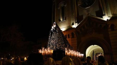 La imagen salió este viernes 16 de marzo de la iglesia de San Lorenzo y recorrió el tradicional tryecto hasta la seo pamplonesa.