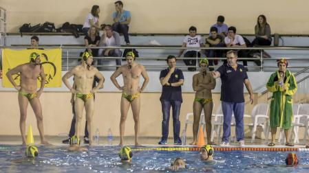 Waterpolo Navarra roza ya la salvación