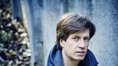 Mario Prisuelos: “Me interesa mucho mostrar la música de mi tiempo”