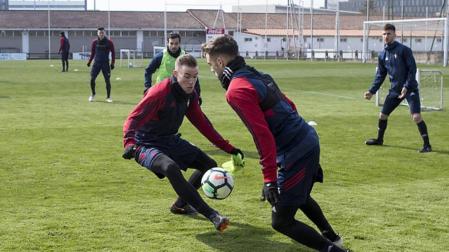 Torró, Lillo y Tano, ausencias en el entrenamiento de Osasuna