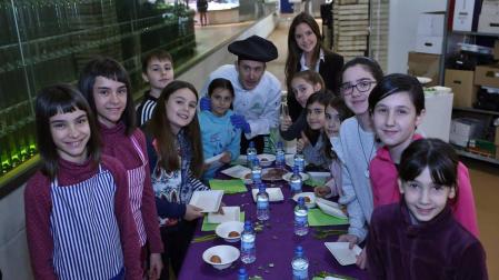 Una cocina de niños en el mercado del Ensanche