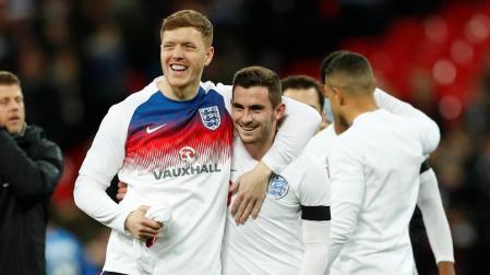 El abuelo de un futbolista gana 19.400€ tras el debut de su nieto con Inglaterra