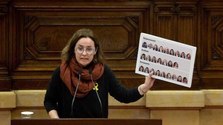 El Parlament defiende poder investir a Puigdemont y Sànchez y pide su libertad