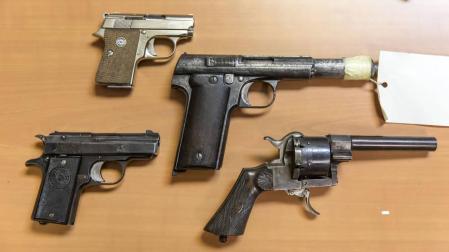 Guardia Civil destruye 2.480 kilos de armas en Navarra porque carecen de licencia