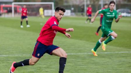 El Mirandés remonta a Osasuna Promesas y le aleja de la permanencia
