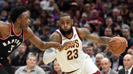 LeBron James alaba a Calderón y a los jugadores de la selección española