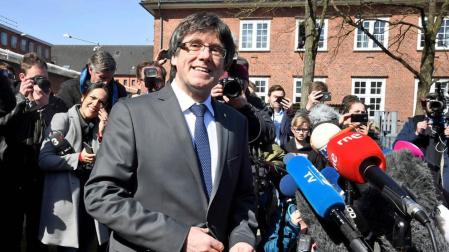 Carles Puigdemont sale de la prisión alemana de Neumünster tras pagar la fianza