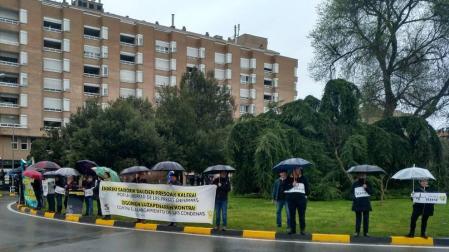 La política penitenciaria "influye negativamente en la salud de los presos", dice Sare