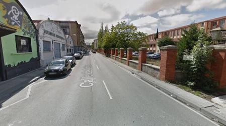 Choca contra un vehículo camuflado de la Policía y da positivo en alcohol