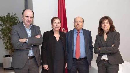 Barkos recibe a Manuel Torres tras obtener el Premio JEC Innovation Awards