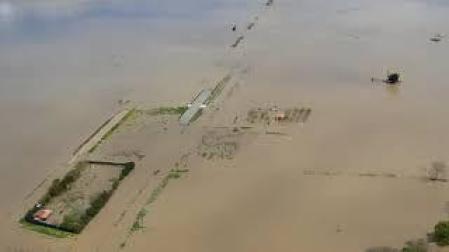 Imágenes áreas de los desbordamientos de los ríos Aragón y Ebro