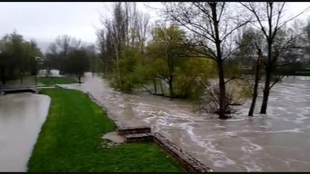 Desbordamiento del Arga en la Magdalena