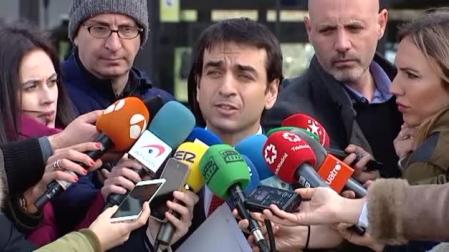 La URJC suspende al director del máster de Cifuentes