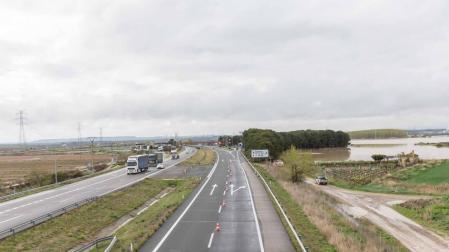 Agricultores de Cadreita denuncian que la autopista actúa como dique
