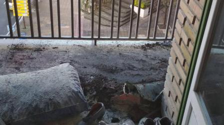 Extinguido un incendio en la terraza de un piso en la calle Julián Arteaga de Pamplona