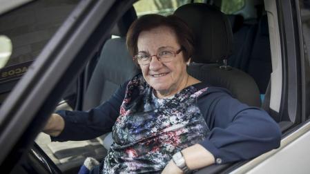 Ludi fue la primera mujer taxista en Navarra
