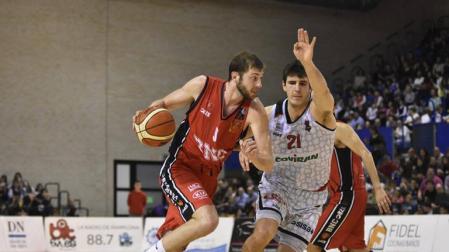 El Basket Navarra cierra la temporada regular en Sevilla