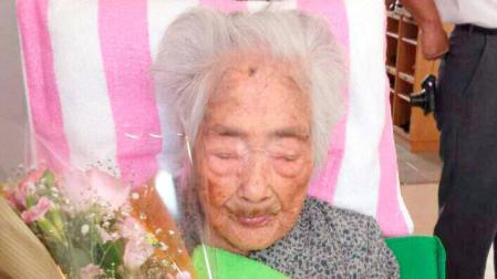 Muere la persona más vieja del mundo, nacida en el siglo XIX