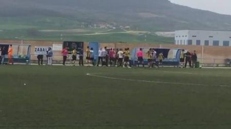 Suspendido un partido de Primera Juvenil tras una agresión entre técnicos