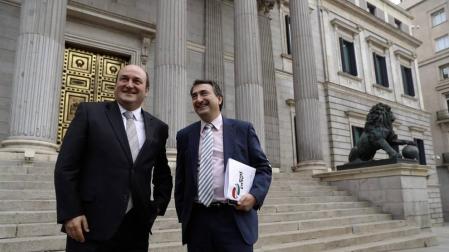 El PNV pacta con Rajoy la subida de las pensiones a cambio de los Presupuestos